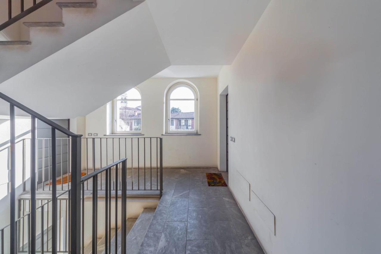 Cozy Flat 500M From Affori Fn! Lägenhet Milano Exteriör bild